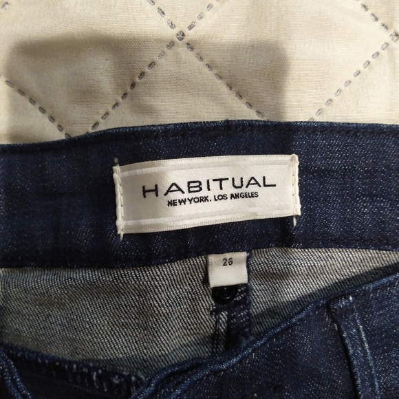 Habitual - Picture 3 of 6